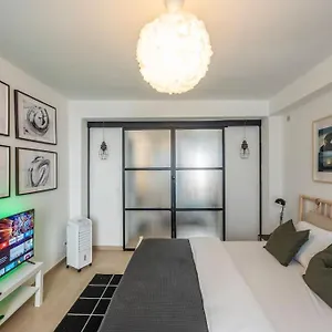  Apartamento Superb 3 Bedroom & 3 Bathroom Duplex In Centre