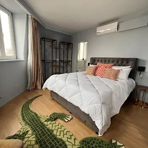 La Piece Otel